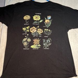 Black T shirt size M Obsessive Love flower T